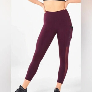 NWOT Fabletics On the Go PowerholdHigh Waisted Capri size 3XL